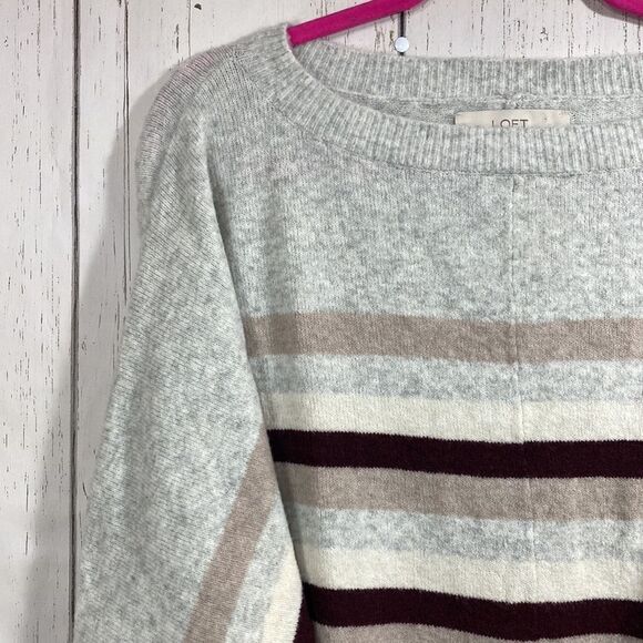 LOFT Gray Striped Crewneck Sweater Size S Cozy Minimalist Fall Knit Neutral - Picture 3 of 14